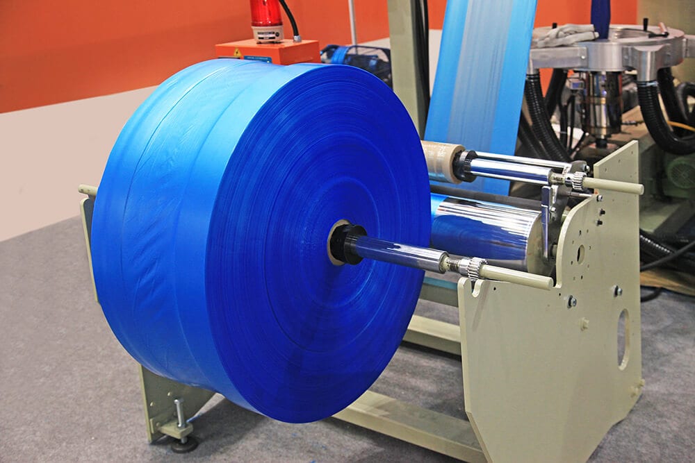 makingblueplasticliners (1)